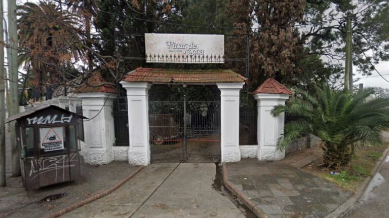 el-emblematico-boliche-de-zona-oeste-podria-cerrar-definitivamente-foto-google-street-view-IC636NHVC