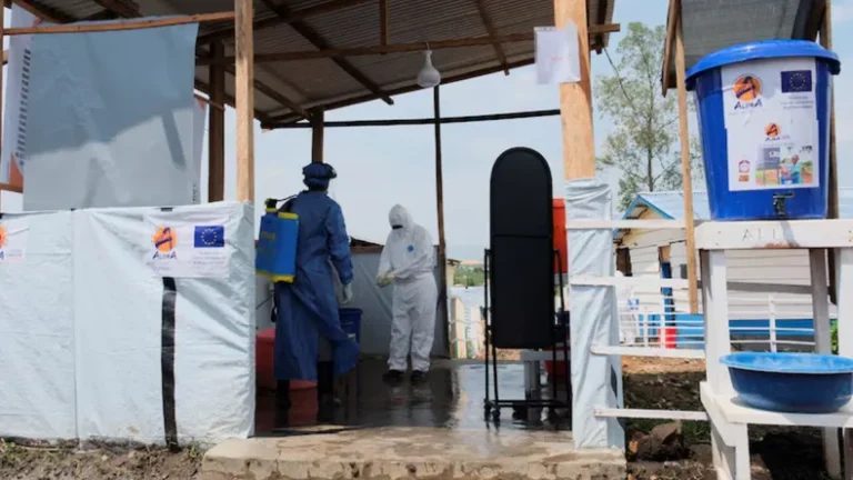 ebola-imagen-24-6-26